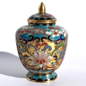Chinese lotus flower cloisonne ginger jar vase with lid blue gold brass enamel